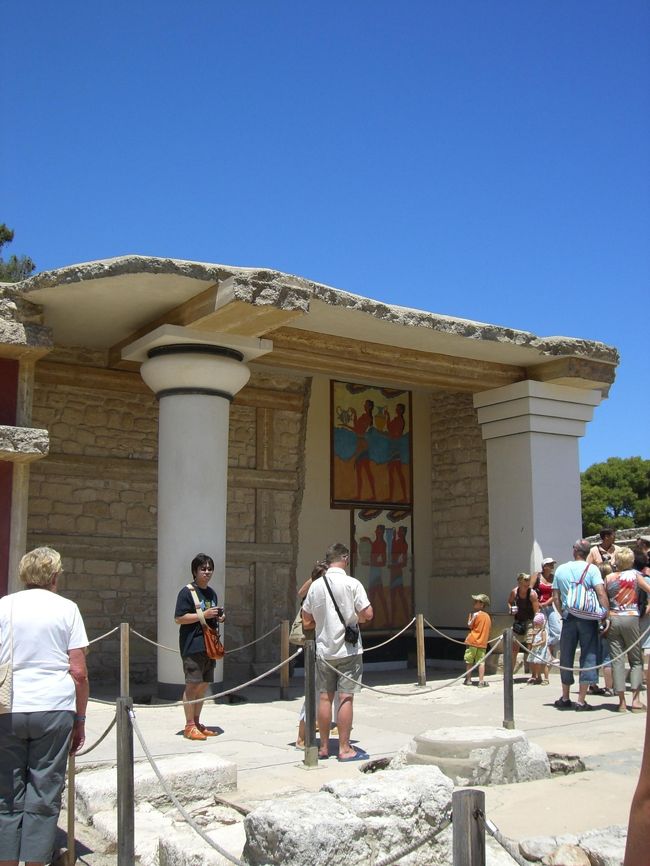 クノッソス宮殿の一部。3700年前の迷宮。