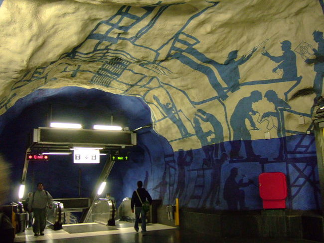 エスカレーター...