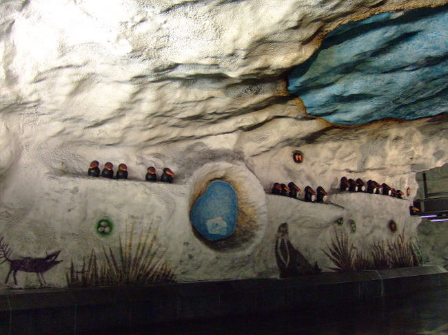 こんなところにカラスの大群が。