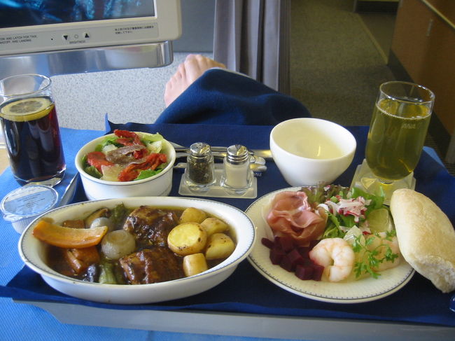 帰りのＡＮＡビジネスの機内食。美味しいです。