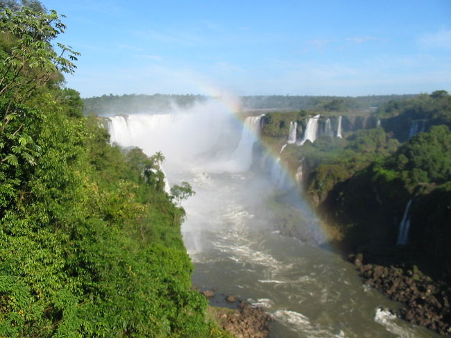 もちろんここでも常に虹がかかっています。