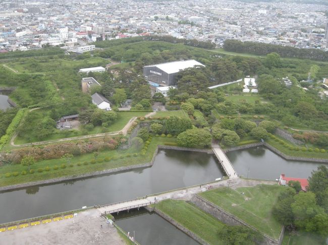 もうちょっと上に建ってれば・・と悔やまれる。<br />でも、★の形になってるのわかるかな？<br />時間があれば歩いてみたかったんだけど・・<br />次こそは！（←絶対歩かないけどｗ）