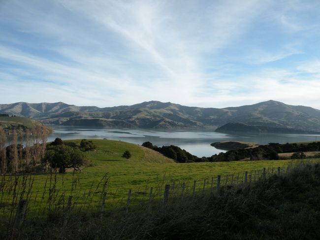 帰り道は疲れていて無言に。<br />この日はHOSTがよくケンカしていて<br />何だか重苦しい雰囲気の中帰路に着きました。<br />もともと分からない英語ですが、<br />あまり集中して聴き取らないようにしてました。<br />途中で写真撮るのに1度だけ停まってもらいました。<br />