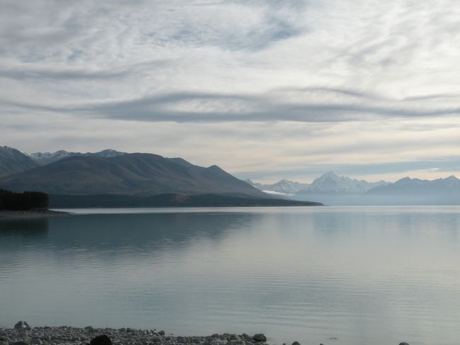 山々の間から<br />顔を出している一番奥の山です。<br />分かりづらいですが。<br /><br />大満足し、その後はいよいよ国立公園へ。<br /><br /><br />