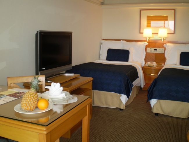 部屋の中には、ウェルカムフルーツが…