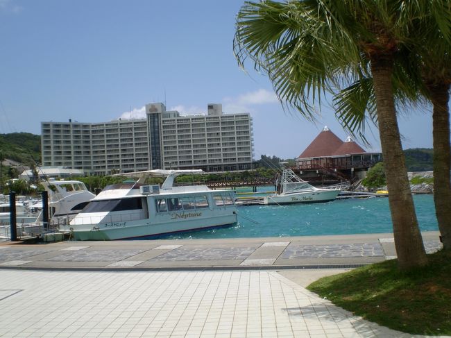 教会からホテルの方を見たところです。