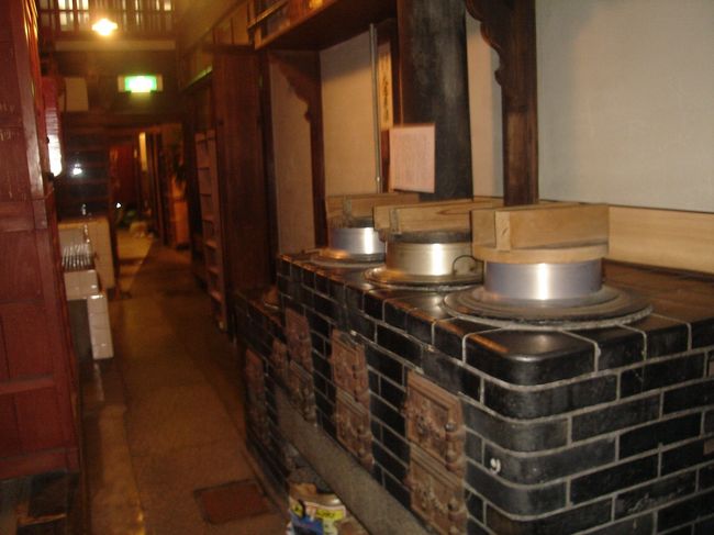 町屋はウナギの寝床と聞いてましたが、本当に奥行きが深いです。