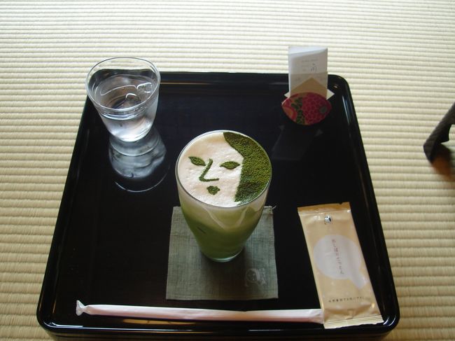 夏なので「抹茶カフェ・アイス」があった。<br />