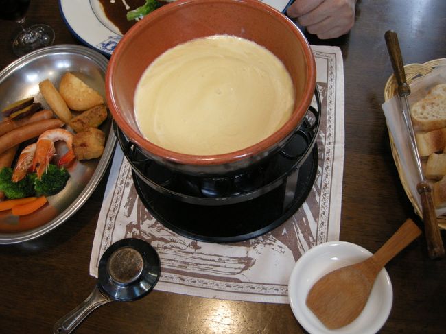 【１日目】<br />ハウステンボスで食べたチーズフォンデュ♪