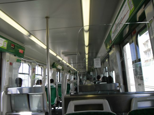 ホテルの裏手に国鉄エントレカンポス駅があるので、せっかくだから乗ってみる。<br />目的地は隣駅のセッテ・リオス駅。<br />ついでに、セッテ・リオス・バスターミナルの場所確認と、バスでどこか手軽に行けそうな所を調べてこようと思う。