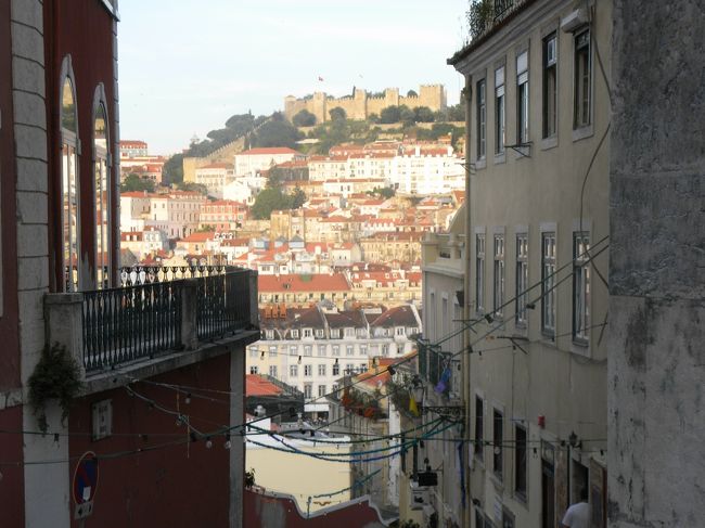 レストランから魚を焼くいいにおいが、<br />バンバン漂ってくる