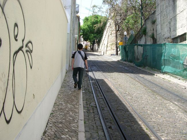 距離は短いけど、意外と急でキツイ．．．