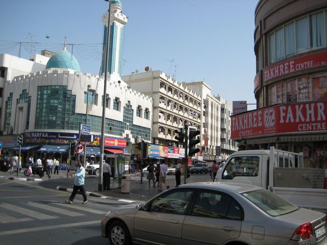 意外と近代的な町並み.