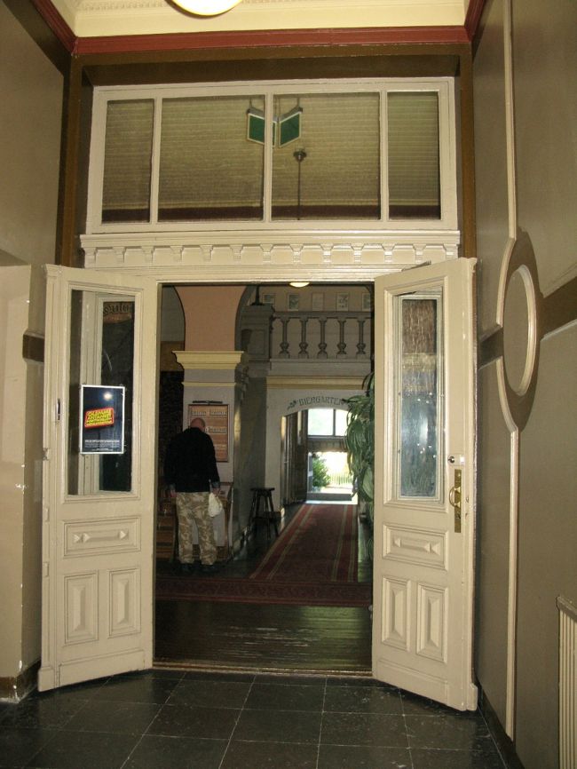 文字通り学校を改造