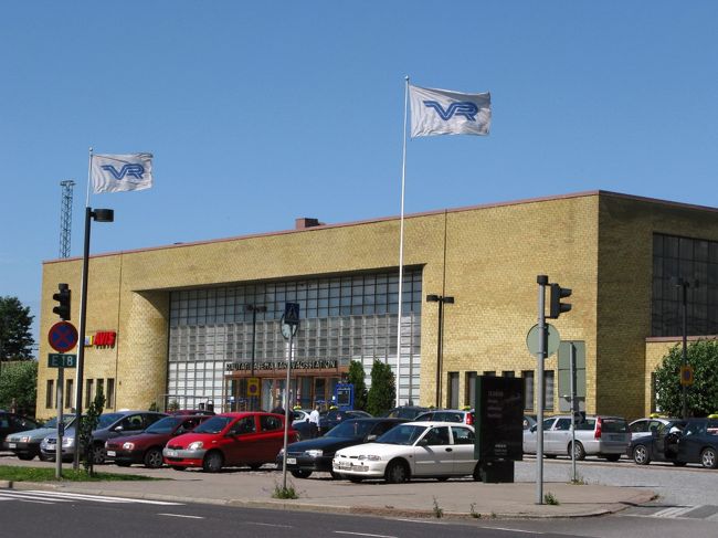 Turku駅．1200のIC136の乗車券をPasilaまで買う，26.90ユーロ，もちろん往復で買うと安いが，バスで帰ろうかとも思っていたので切符がなかった．