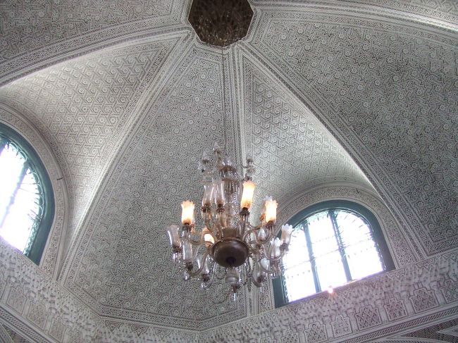 博物館内の天井です。<br /><br />もとは宮殿だったらしいです。