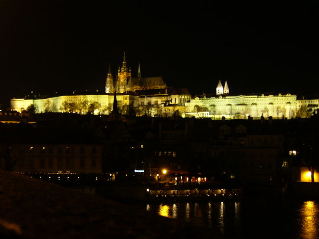 プラハ城夜景