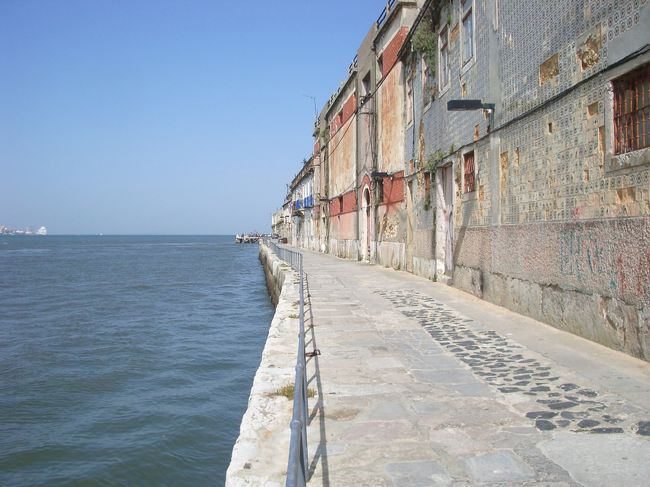 倉庫？<br />使われているのか、使われていないのか。。。