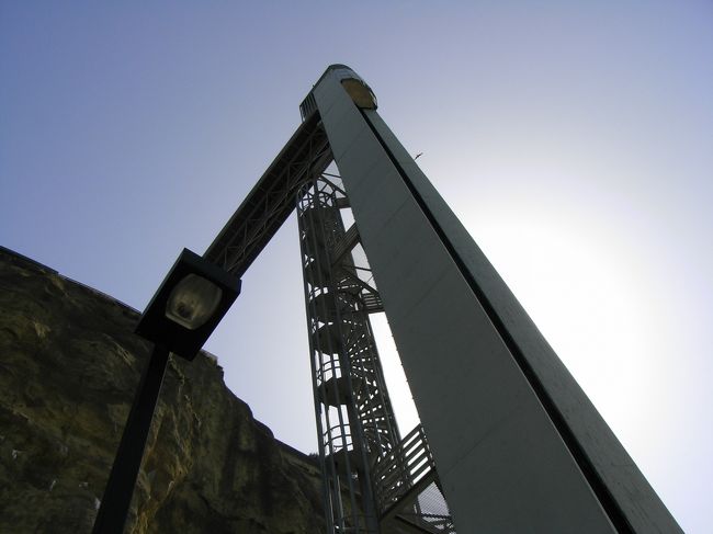 エレベータ<br />