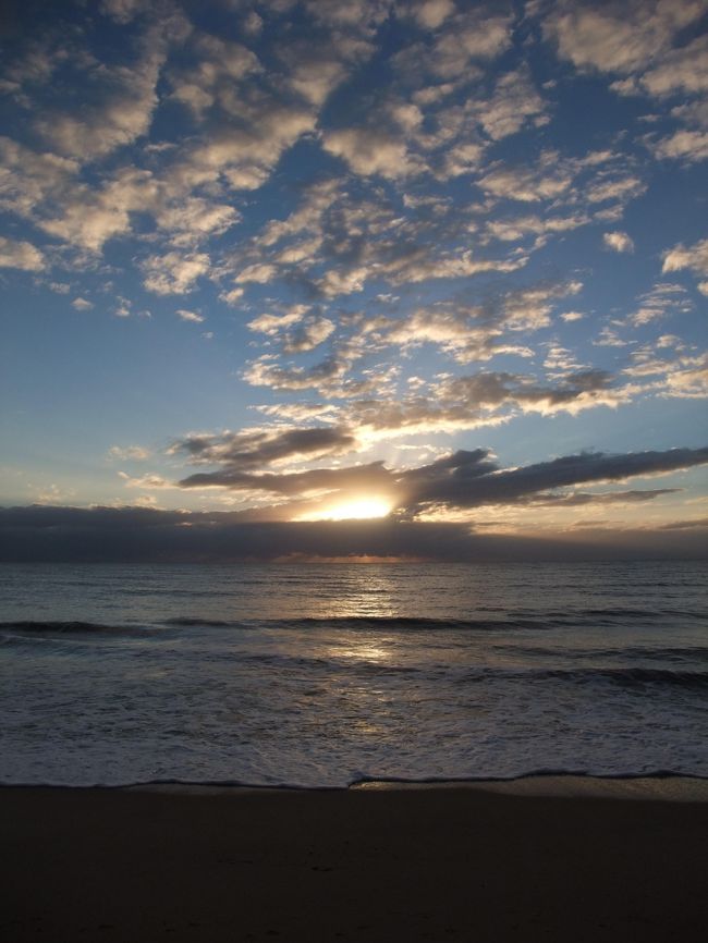 クリフトンビーチからの日の出