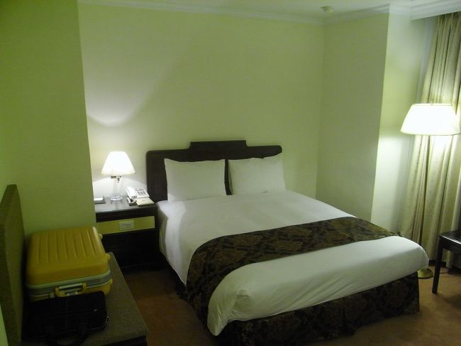 明るく清潔な部屋でした。<br />