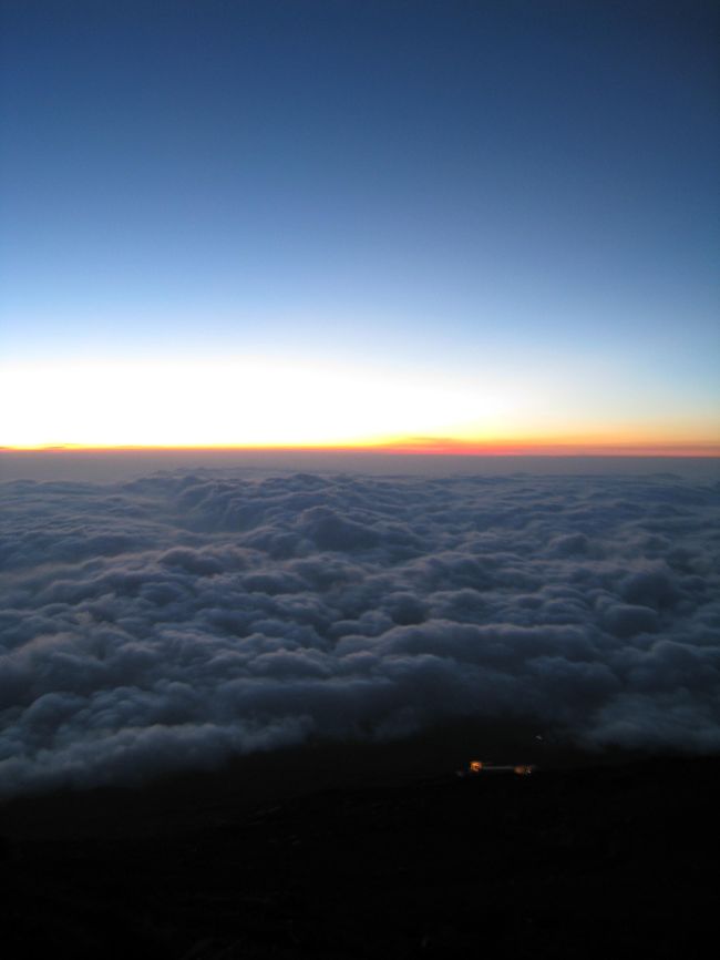 しかし雲が自分より下にあるなんて。<br />きれいでした。
