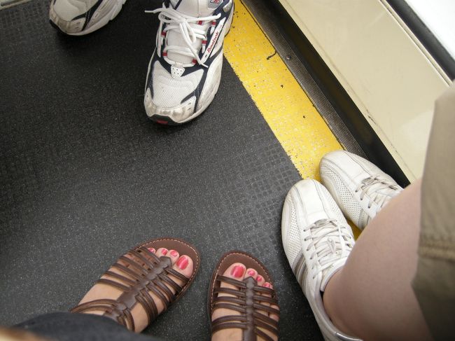 左が私で右が友達。<br />２日間とも晴れたせいか、この形にうま〜く日焼け。<br />最悪（笑）