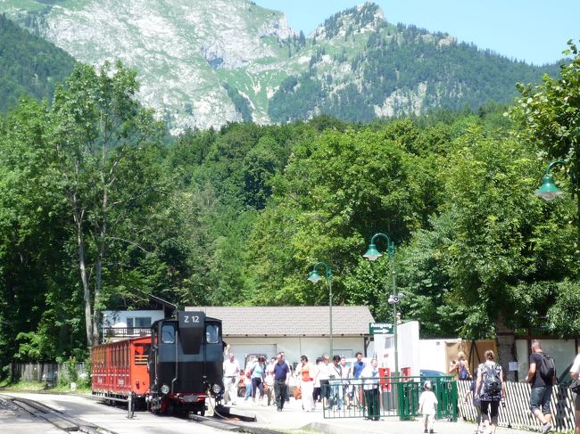 さてさて、いよいよシャーフベルク鉄道に乗ります。
