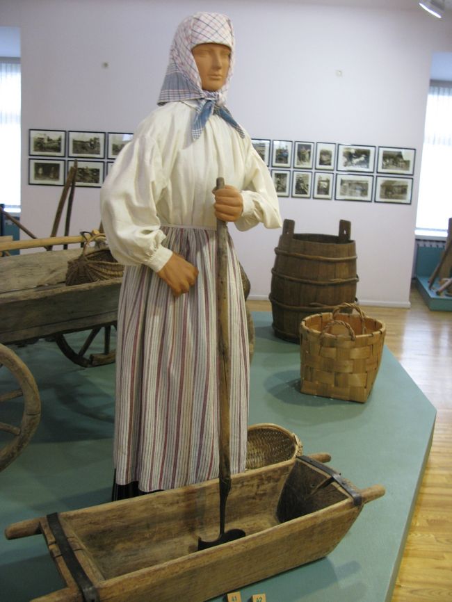 なかはラトビアの歴史と歴史的民俗衣装など