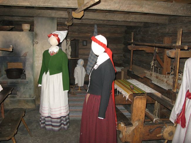 先史時代などの展示が面白い，戦後の市民生活の展示もある．このあとリーガ大聖堂とその回廊を見た（編集の都合上写真はRiga1のブログに収録）