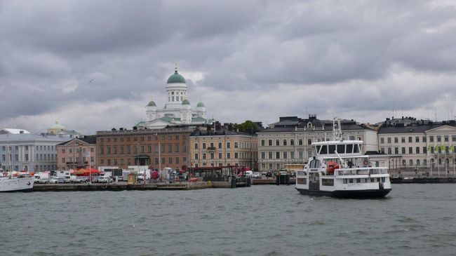 【ヘルシンキ大聖堂方面】