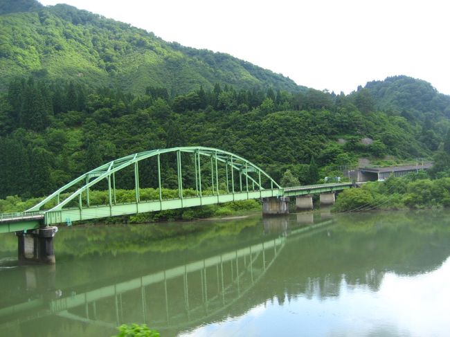 只見川に架かる橋はどれも絵になります。