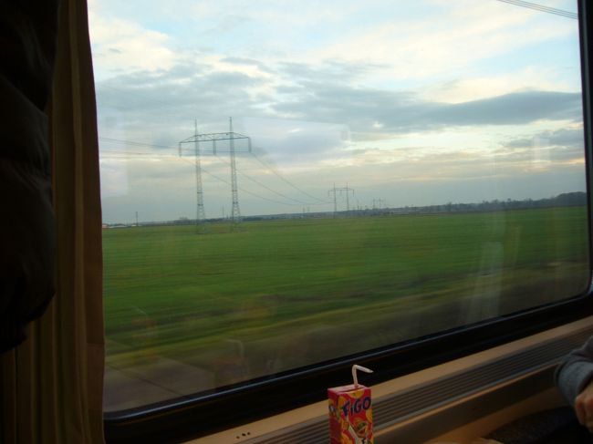 電車の出発が遅れる事が多いらしいが<br />この日は定刻に出発！