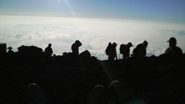 人のシルエット?