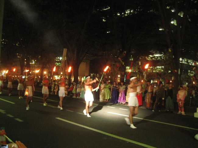 星の屑祭りのフィナーレ。<br />異様な雰囲気に包まれます。