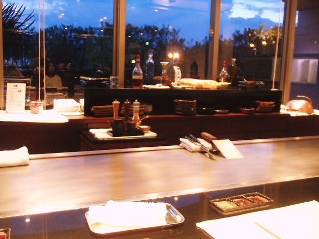 「くがに」コース（沖縄の方言で黄金の意味だそうです）<br /><br />サーロインとフィレのコースをオーダー<br />娘とシェアしてもらいました。