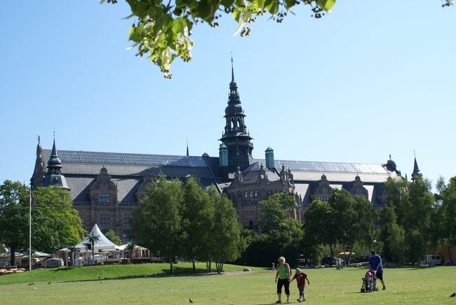 博物館の隣には北方民族博物館がある。