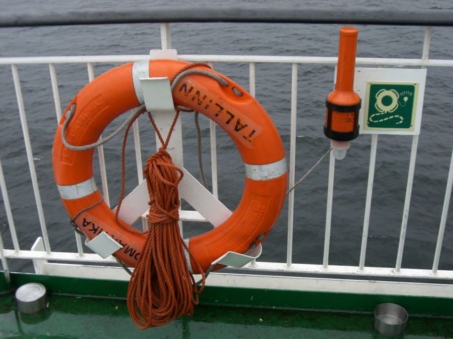 今朝も船内をお散歩