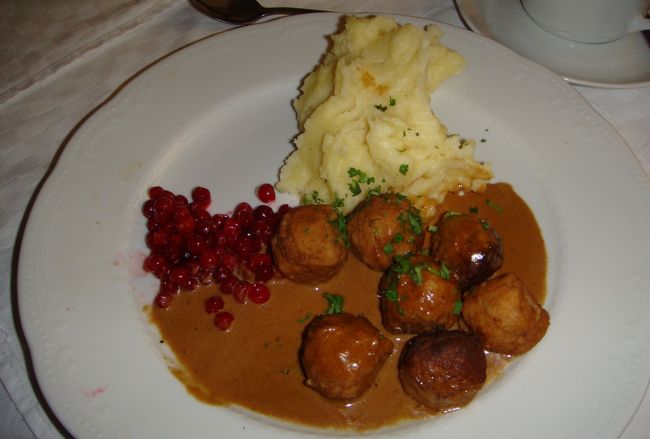 名物のショット・ブラール<br />（スウェーデン風ミートボール）<br /><br />味は普通で、思ったより柔らかい。<br /><br />