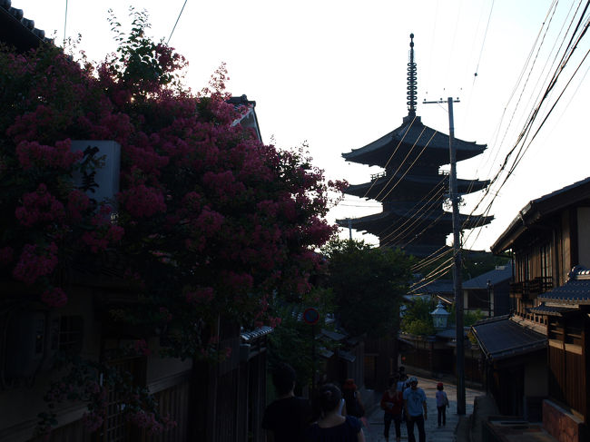 法観寺の八坂の塔<br />聖徳太子が建てたそうです。