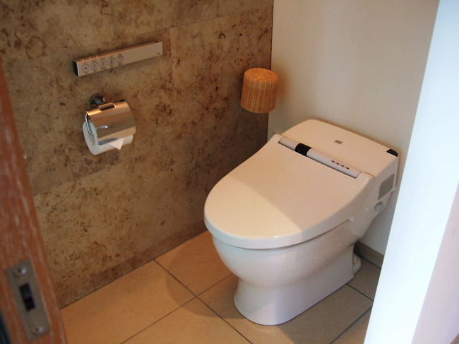 トイレ<br /><br />お部屋が変わった造りになってますので、宿泊された時のお楽しみに♪