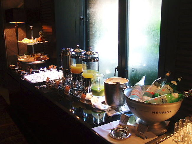 ジュース、ヨーグルトたち<br /><br />