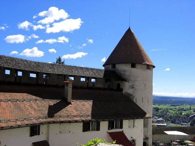 ブレッド城<br />中世の雰囲気が漂っています。