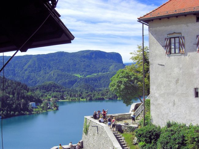 ブレッド城とブレッド湖