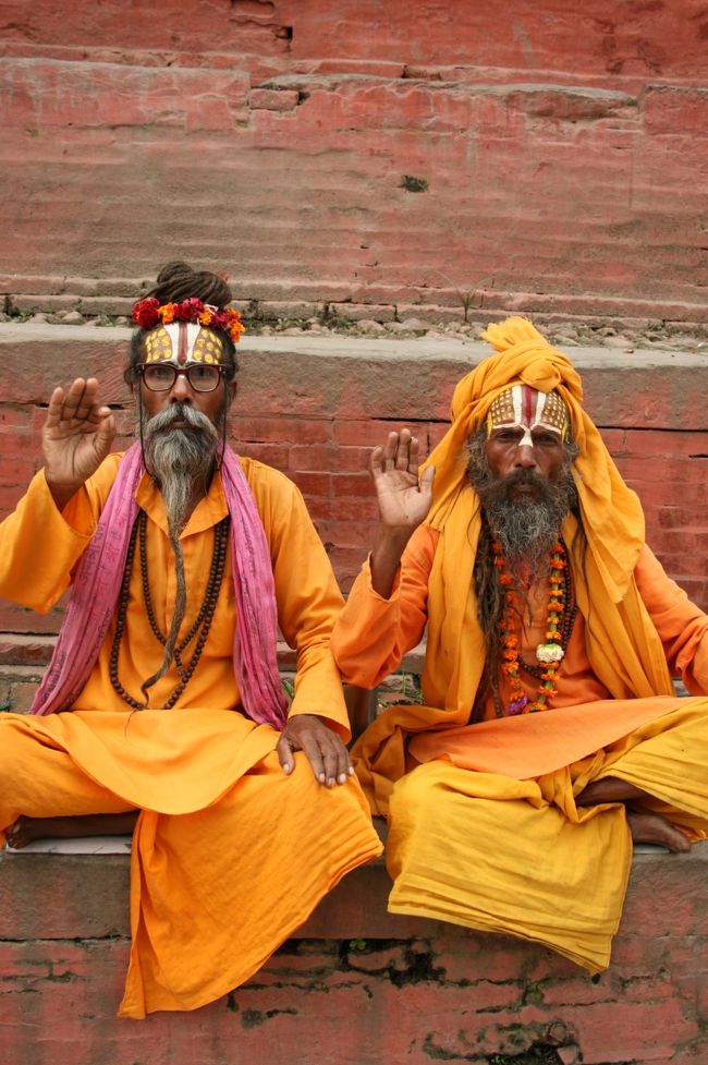 ダルバール広場 / Durbar Square<br />サドゥー×２人