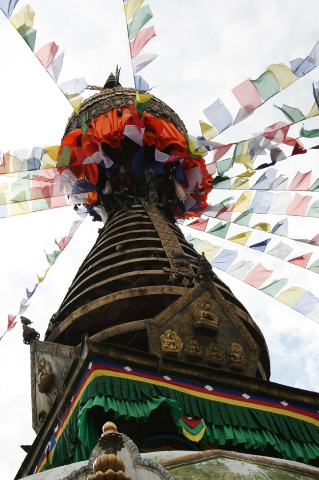 スワヤンブナート/Swayambhunath<br />ストゥーパ