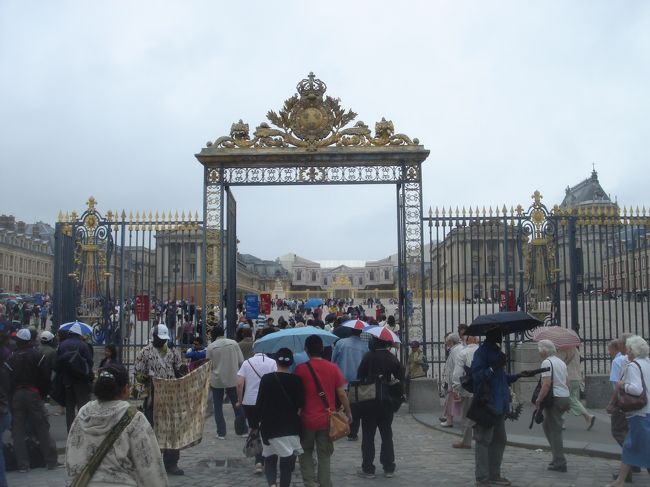 <br /><br /><br /><br />ベルサイユ宮殿の正面入り口