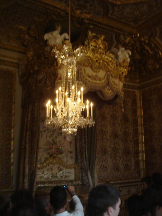 <br /><br /><br /><br /><br /><br /><br /><br />マリー・アントワネットのベッド