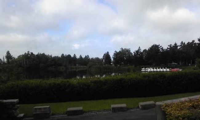 【彫刻公園】<br /><br />隣は蓼科湖です。