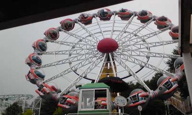 【白樺リゾートファミリーランド】<br /><br />スペースセブン<br /><br />私は乗らなかったけど結構酔うらしいです^^;<br />娘は「楽しかった！」と元気いっぱいでしたが（笑）